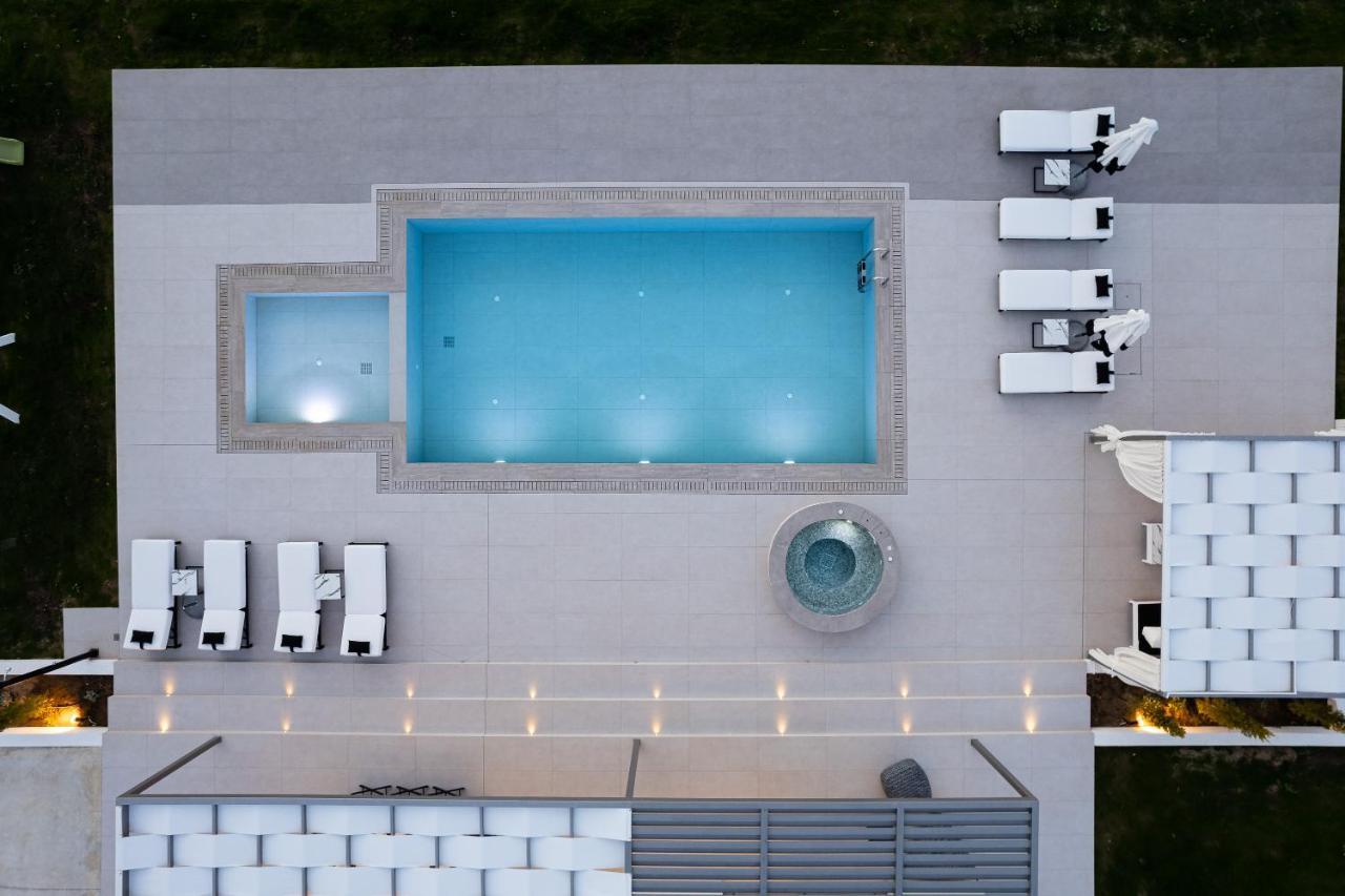 Alma Villa, 2000M2 Luxury Living, By Thinkvilla Angeliana  Exterior photo