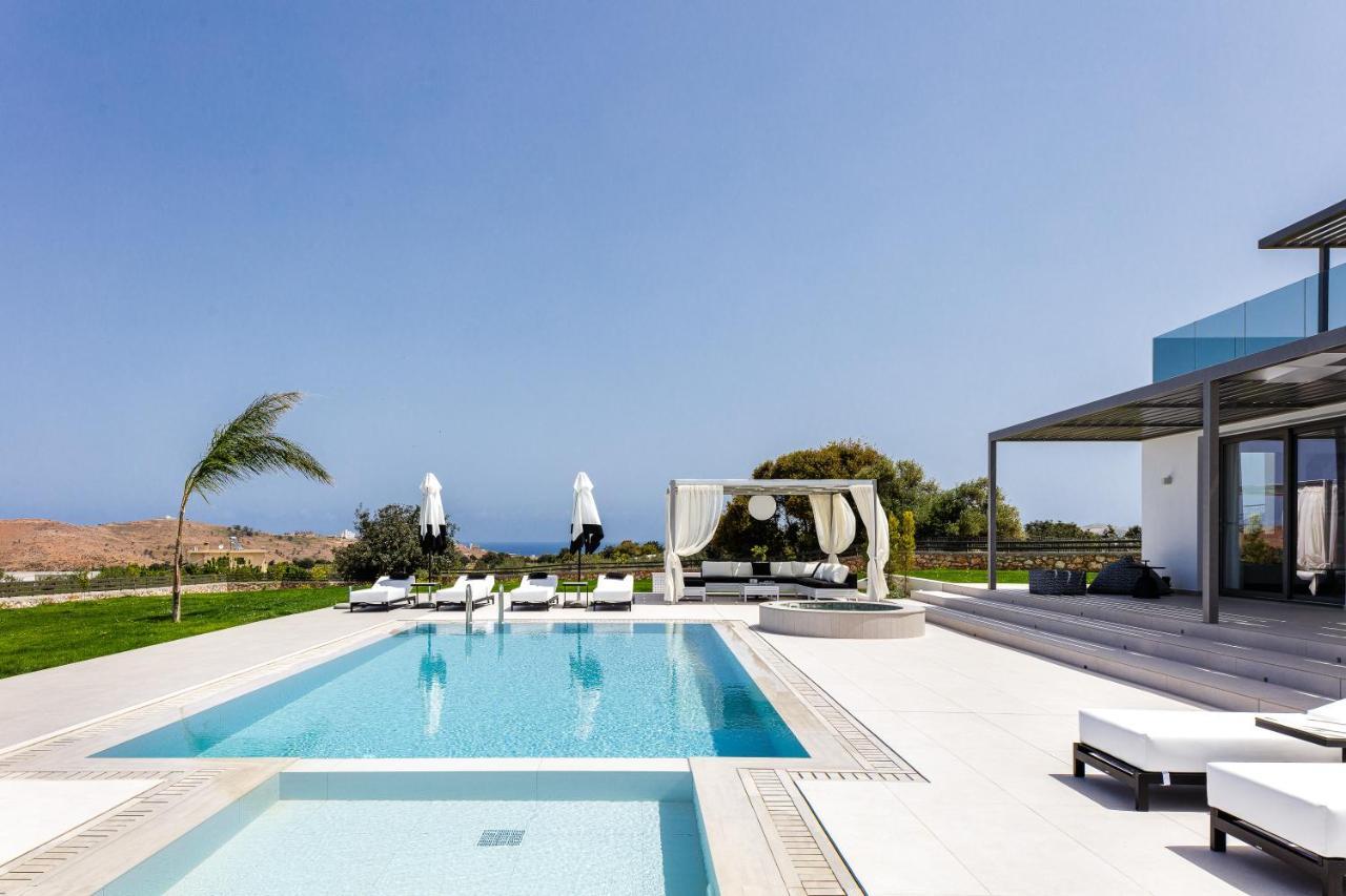 Alma Villa, 2000M2 Luxury Living, By Thinkvilla Angeliana  Exterior photo